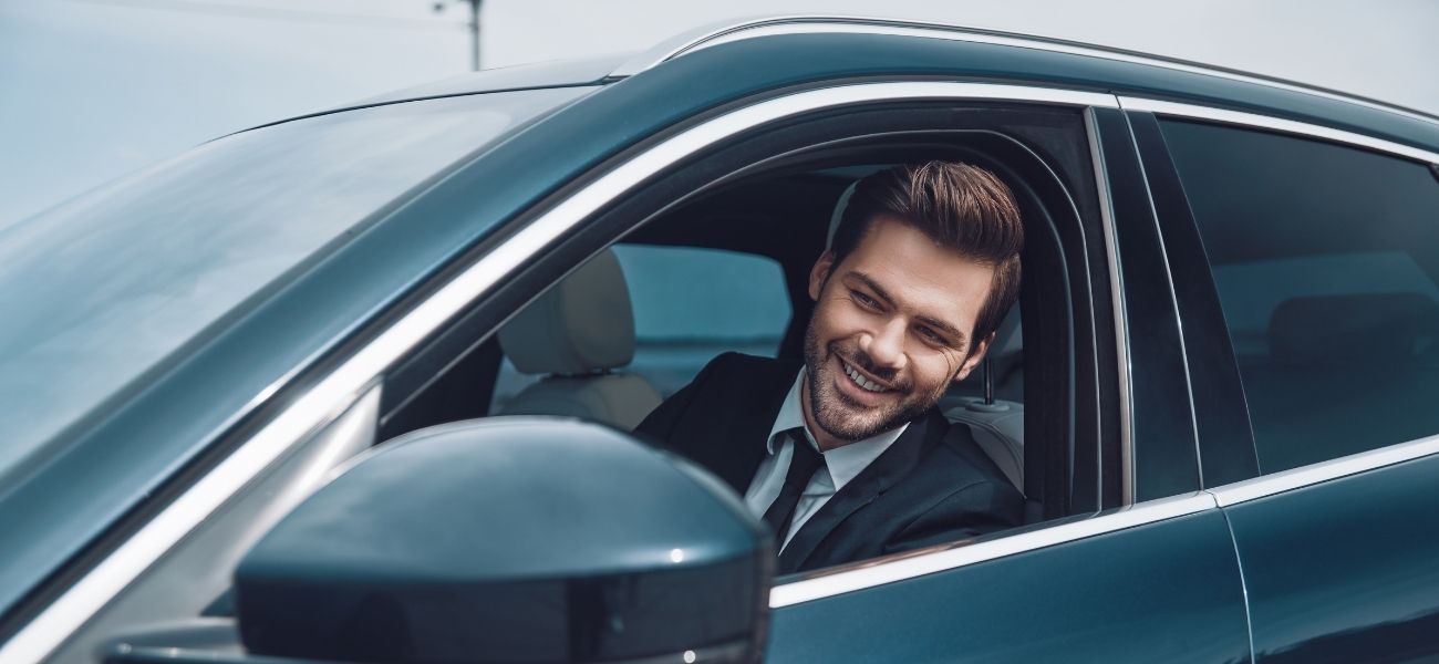 Start Your Career as a Professional Chauffeur with Elife Transfer
