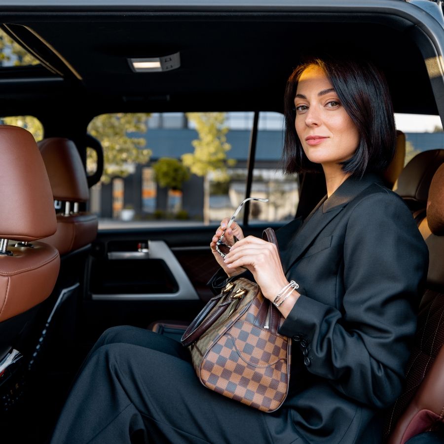 Business Class Chauffeur Service